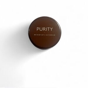 Brown Blush Makeup for a Natural Glow